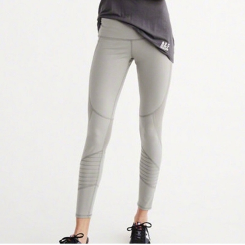 Abercrombie & Fitch Gray Leggings